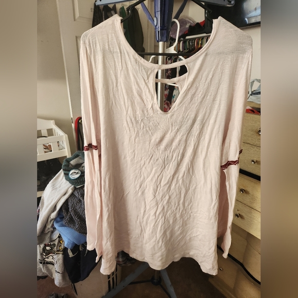 Blouse - Picture 2 of 4